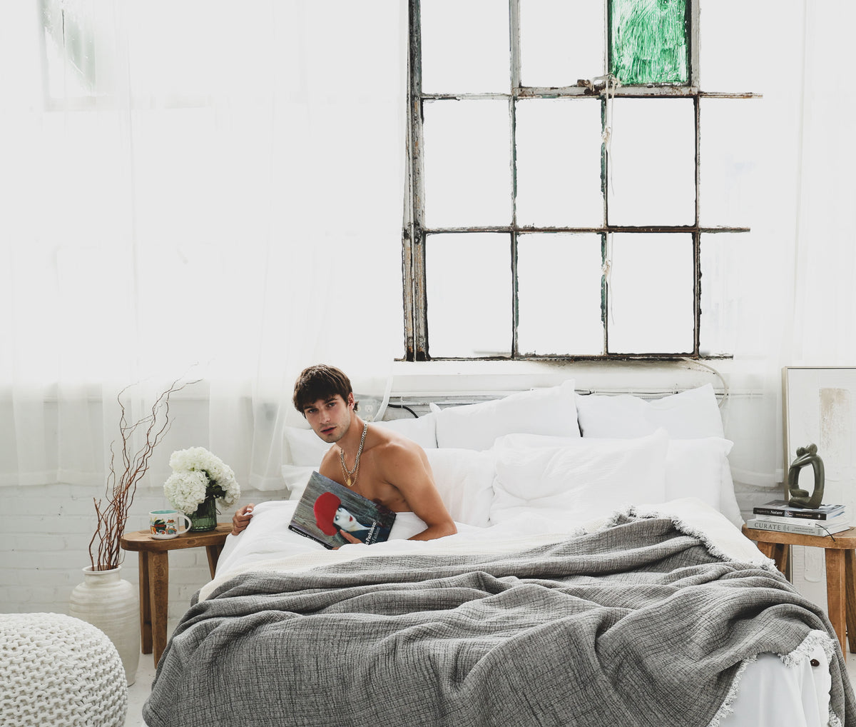 Organic Gray Muslin Quilt Blanket – Sustainable, Timeless Softness