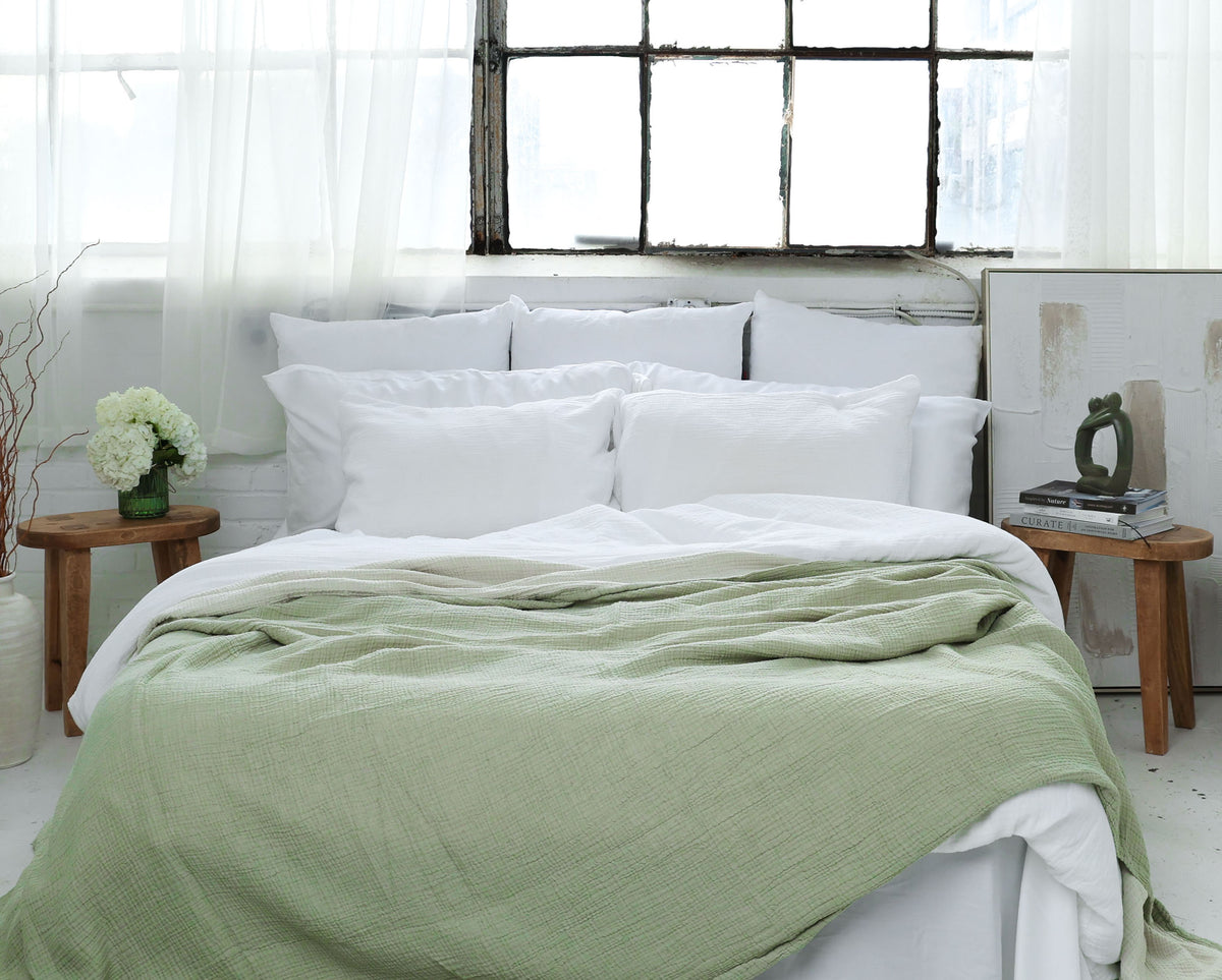Gray Organic Muslin Blanket – Timeless Double-Sided Design