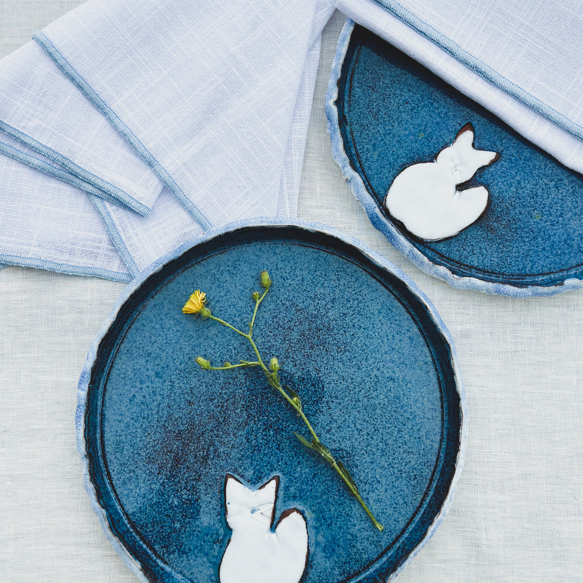 White Napkin Set with Handcrafted Contrast Edges