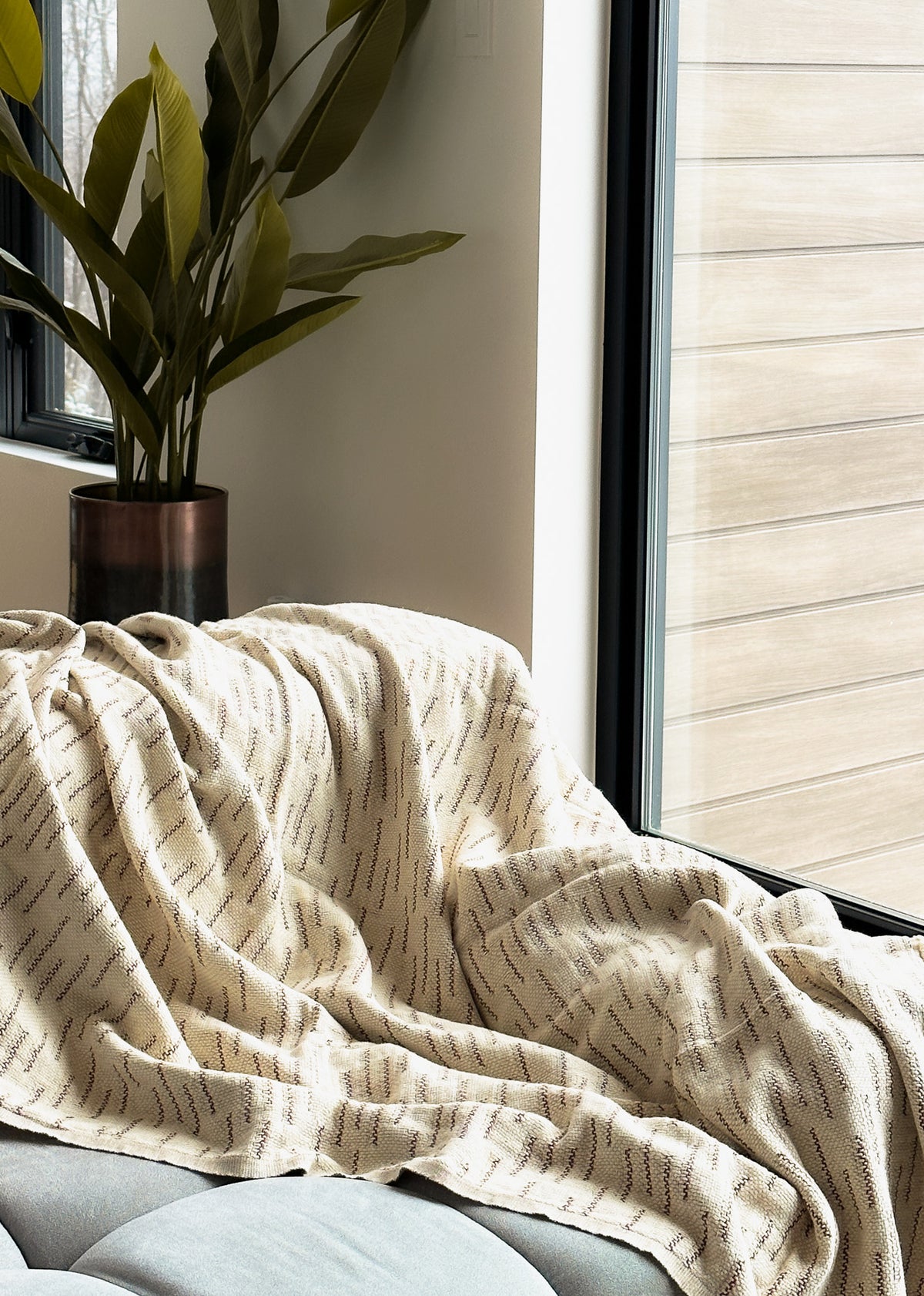 Oversized Throw for Couch and Bed