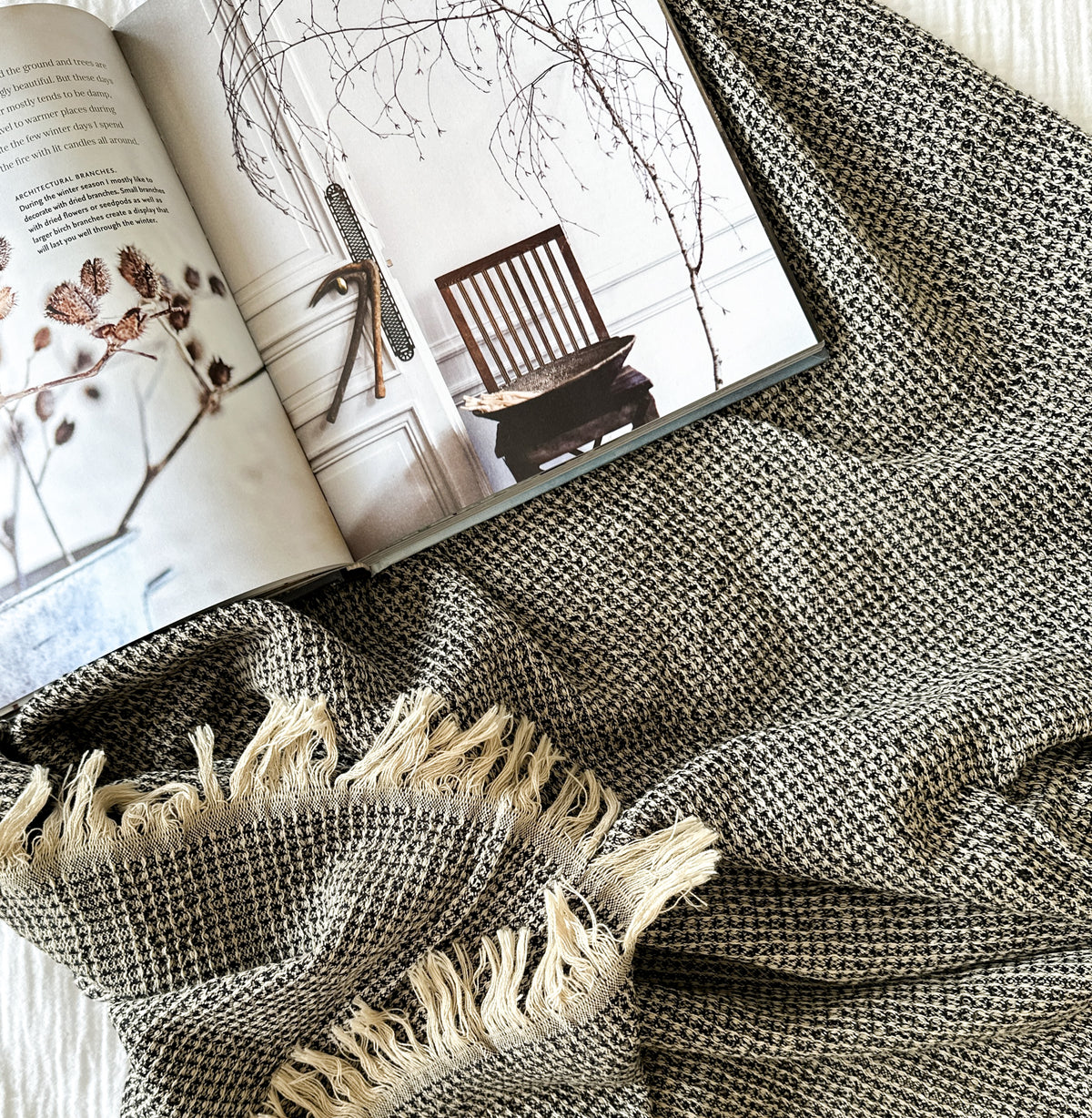 Cinnamon Waffle Throw – Soft Textured Cotton Blanket in Earthy Tones